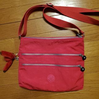 キプリング(kipling)の美品 Kipling  ショルダーバッグ 赤 ゴリラ(ショルダーバッグ)