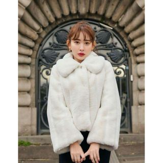 Her lip to(毛皮/ファーコート ・ ホワイト/白色系)のフリマ Her lip to(毛皮/ファーコート ・ ホワイト/白色系)のフリマ