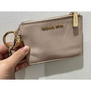 マイケルコース(Michael Kors)のマイケルコース　パスケース(パスケース/IDカードホルダー)