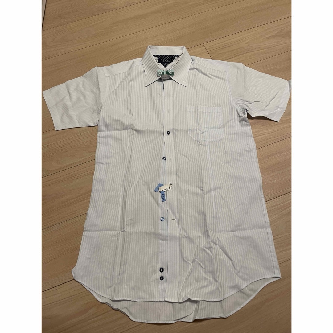 TAKA-Q(タカキュー)の【Y012】メンズワイシャツ　半袖XL メンズのトップス(シャツ)の商品写真