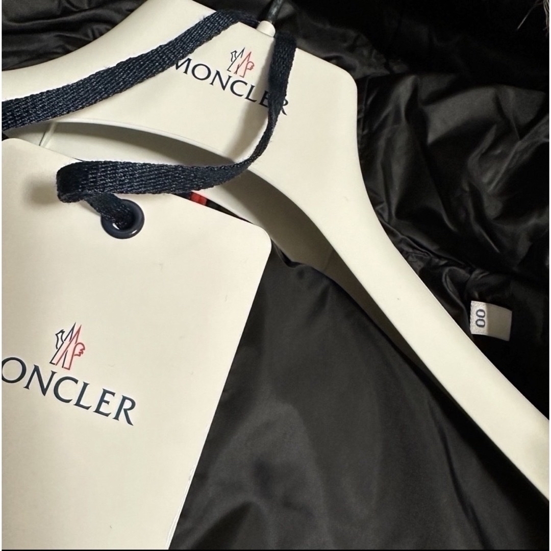 MONCLER(モンクレール)のMONCLER  正規品　ショートダウン　BOED  00 レディースのジャケット/アウター(ダウンジャケット)の商品写真