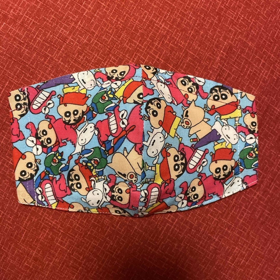 インナーマスク　クレヨンしんちゃん　3枚 ハンドメイドのキッズ/ベビー(外出用品)の商品写真