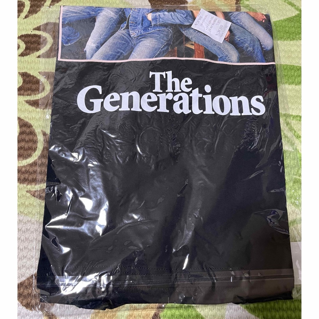 GENERATIONS(ジェネレーションズ)のGENERATIONS WONDER SQUARE フォトTシャツ エンタメ/ホビーのタレントグッズ(ミュージシャン)の商品写真