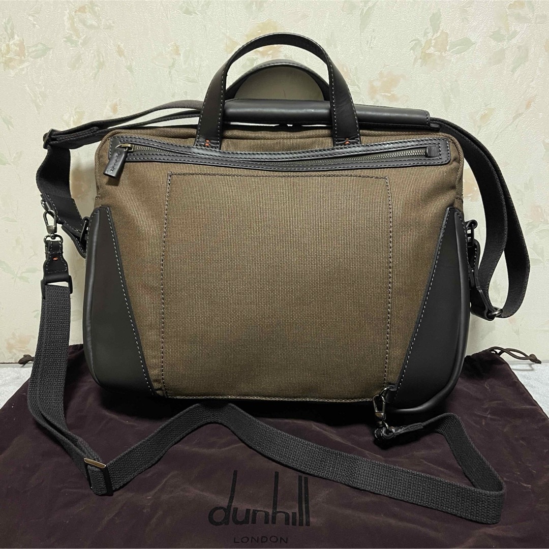 Dunhill(ダンヒル)の【新品】Dunhill Motorities ガーメントバッグ 2WAY 茶色 メンズのバッグ(ビジネスバッグ)の商品写真