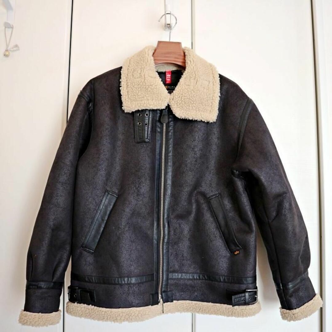 ALPHA INDUSTRIES(アルファインダストリーズ)の✨極美品✨ALPHA INDUSTRIES ムートンジャケット B-3 サイズL メンズのジャケット/アウター(フライトジャケット)の商品写真