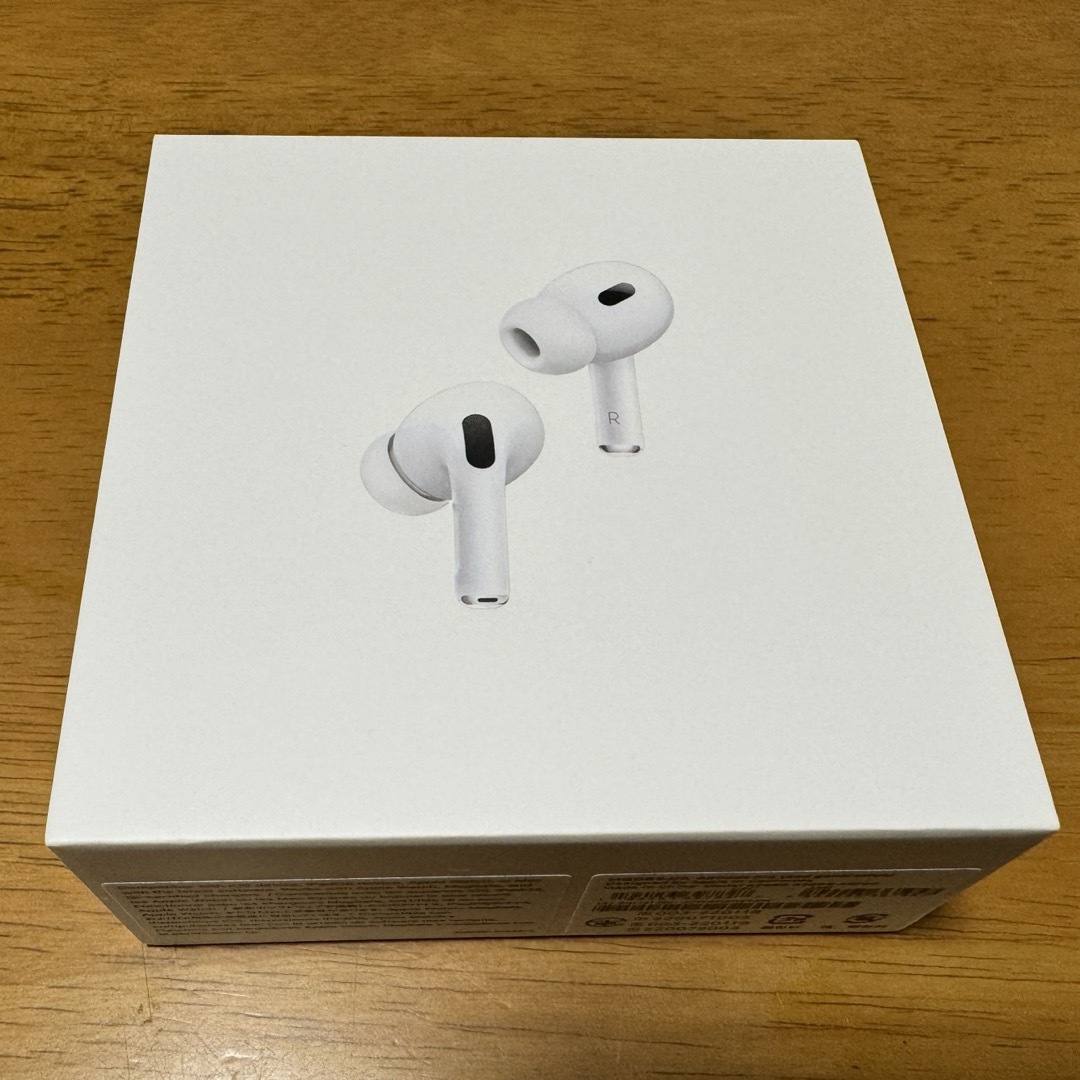 Apple(アップル)のアップル Airpods Pro 第2世代 スマホ/家電/カメラのオーディオ機器(ヘッドフォン/イヤフォン)の商品写真