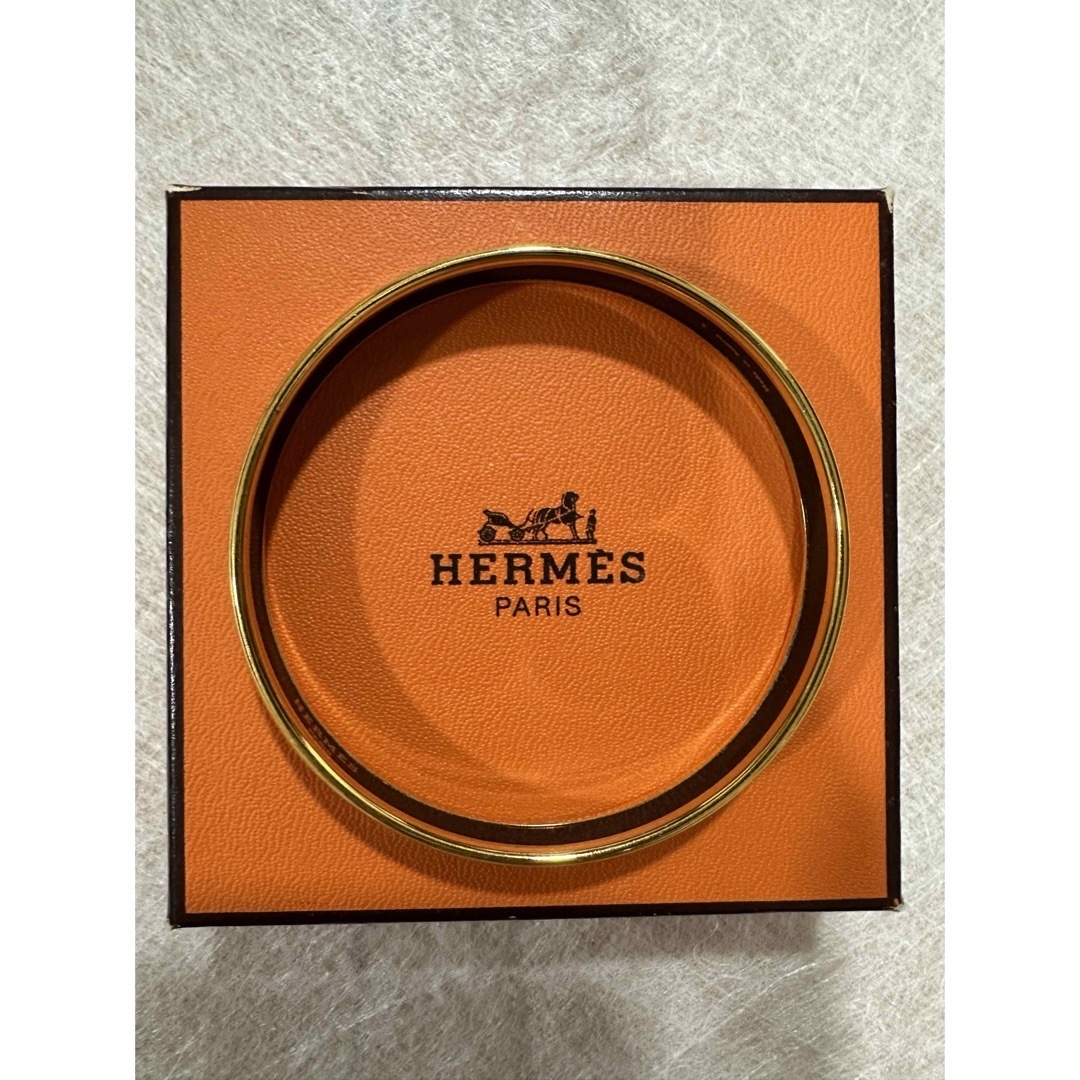 Hermes(エルメス)のHERMESエルメスエマイユPMバングル正規箱付き 百貨店購入 レディースのアクセサリー(ブレスレット/バングル)の商品写真