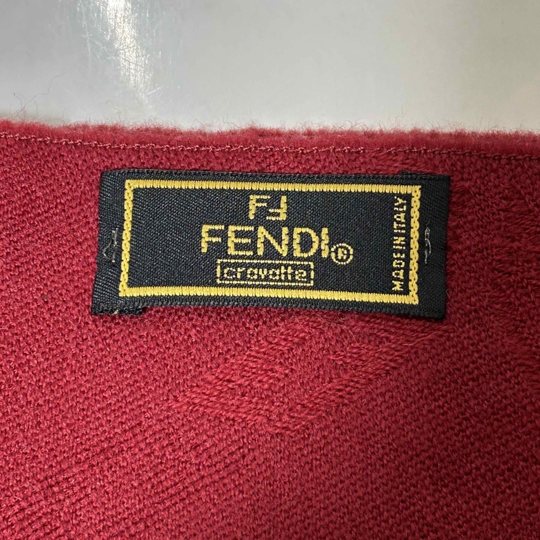 FENDI(フェンディ)の美品　FENDI フェンディ　フリンジ　マフラー　ユニセックス レディースのファッション小物(マフラー/ショール)の商品写真