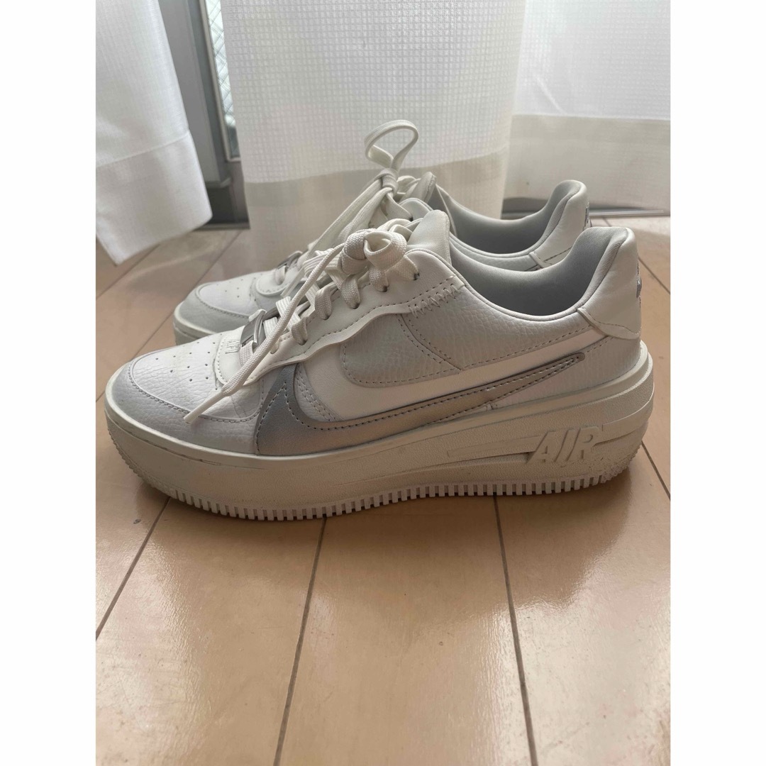 NIKE(ナイキ)の送料込み＊NIKE AF1 レディースの靴/シューズ(スニーカー)の商品写真