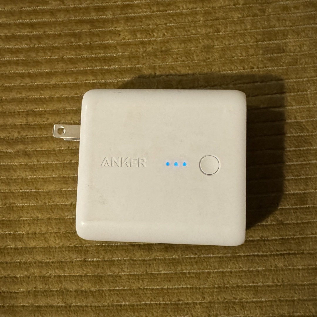 Anker(アンカー)のANKER POWERCORE FUSION 5000 スマホ/家電/カメラのスマートフォン/携帯電話(バッテリー/充電器)の商品写真