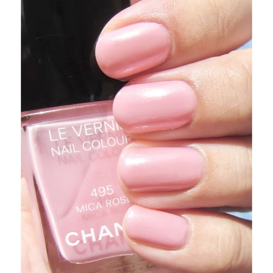 CHANEL(シャネル)のCHANEL シャネル ヴェルニ 495 MICA ROSE ネイル コスメ/美容のネイル(マニキュア)の商品写真