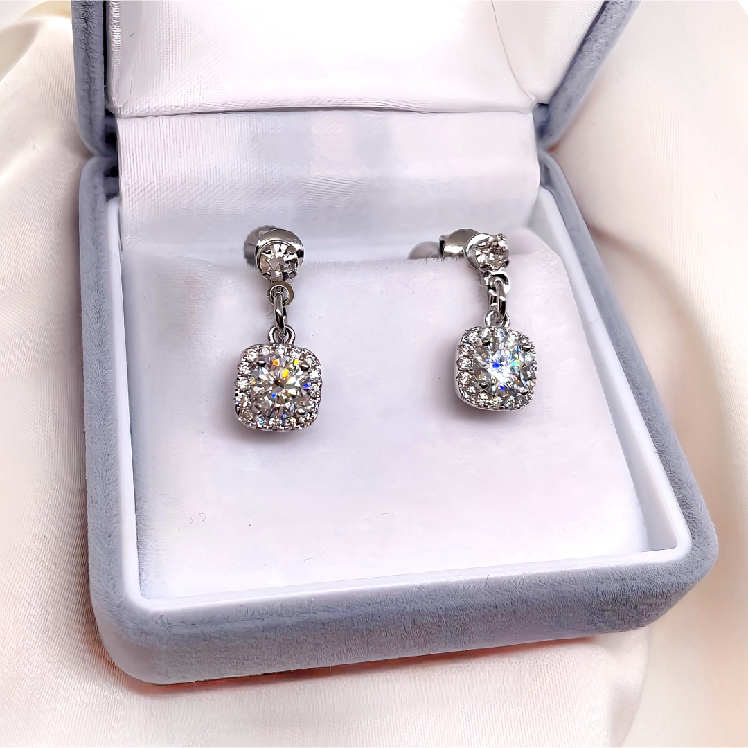 Moissanite ヘイロースウェイ イヤリング レディースのアクセサリー(イヤリング)の商品写真