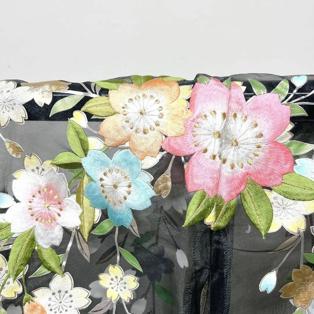 オーガンジーのシースルー打ち掛け 打掛 刺繍 金彩 枝垂れ桜 オーガンジーのシースルー打ち掛け 打掛 刺繍 金彩 枝垂れ桜