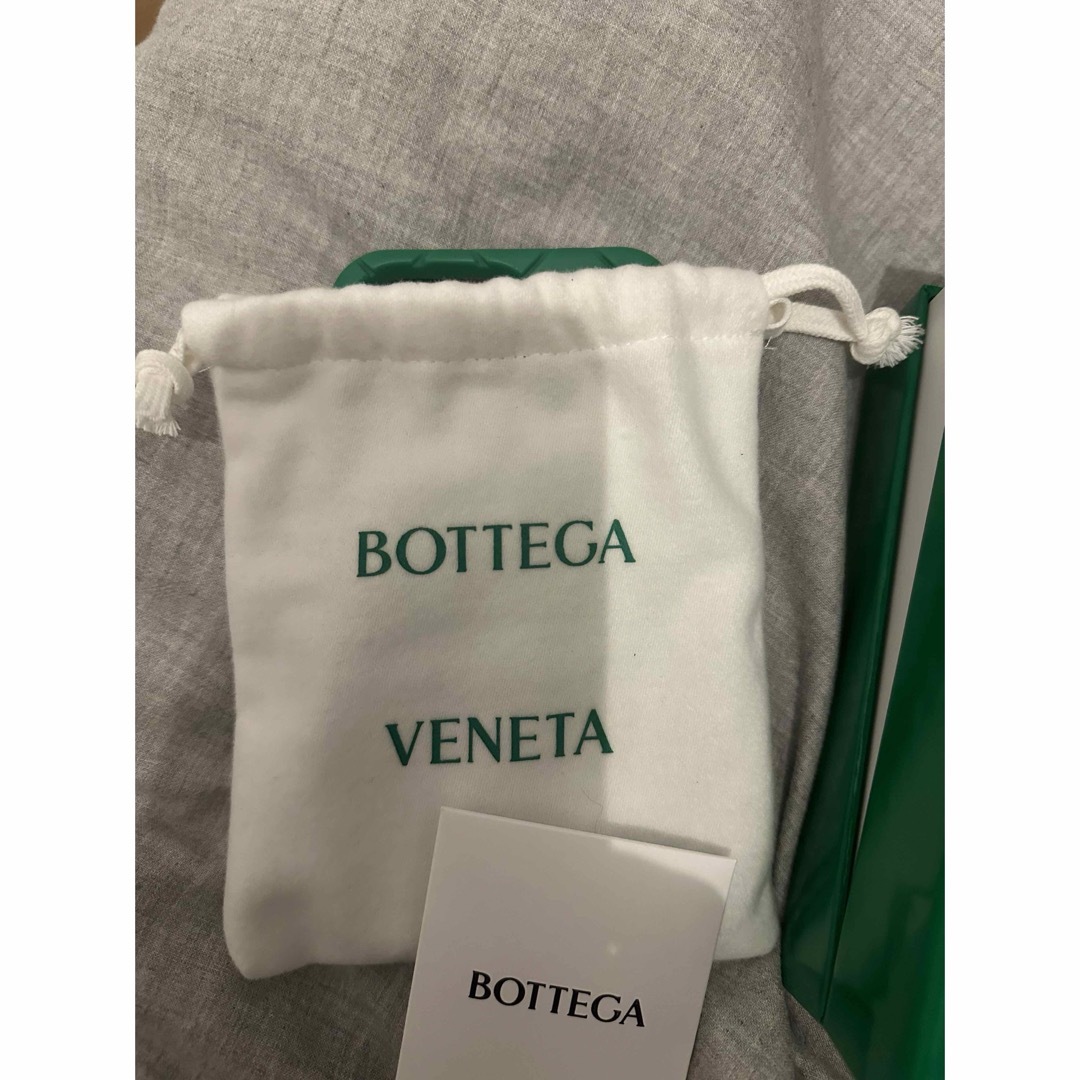 Bottega Veneta(ボッテガヴェネタ)のボッテガヴェネタ　iPhone 14pro ケース スマホ/家電/カメラのスマホアクセサリー(iPhoneケース)の商品写真