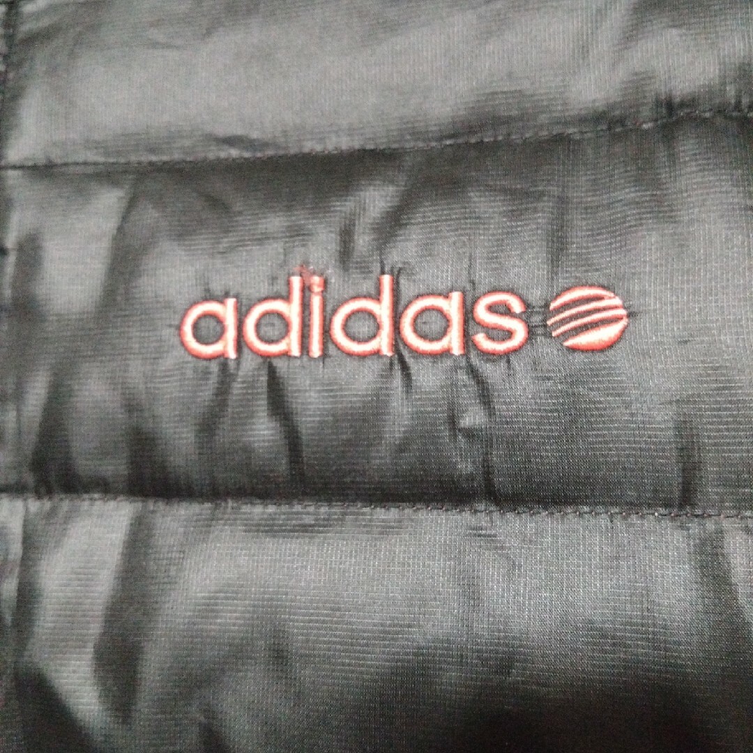 adidas(アディダス)のadidas、　薄手ダウン80%パーカージャケット、M レディースのジャケット/アウター(ダウンジャケット)の商品写真