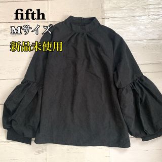 フィフス(fifth)のfifth フィフス　新品未使用　トップス　カットソー　ブラウス　フレア(シャツ/ブラウス(長袖/七分))