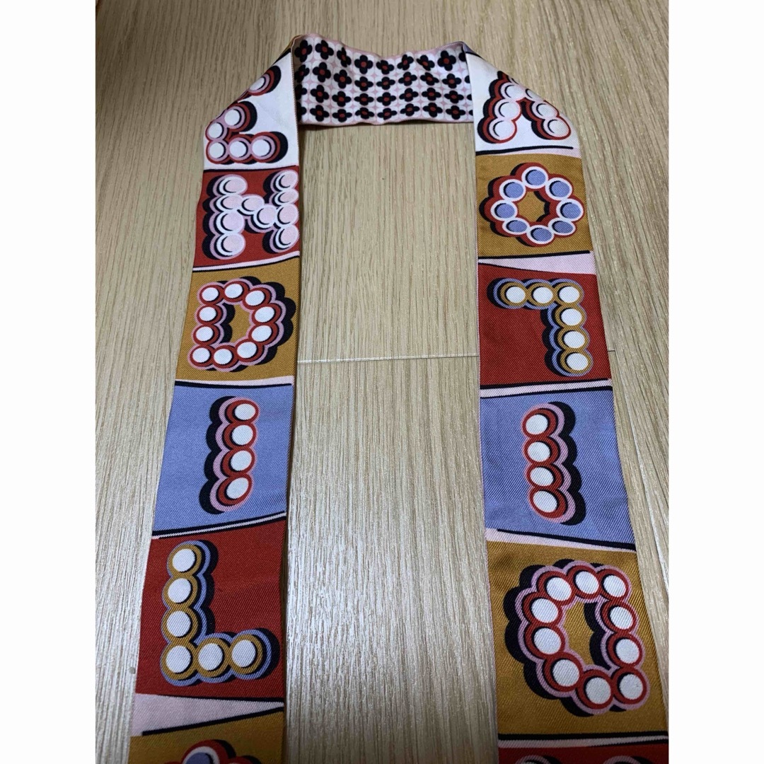 FENDI - アジュ様専用 FENDI ラッピー 花柄 スカーフ リボン FENDI - アジュ様専用 FENDI ラッピー 花柄 スカーフ リボン