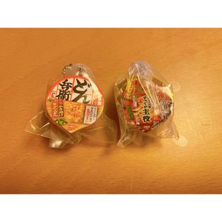 どん兵衛　ミニチュアチャーム　天ぷらうどん　かき揚げそば(その他)