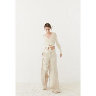 ザラ(ZARA)のZARA リボンニットカーディガン(カーディガン)