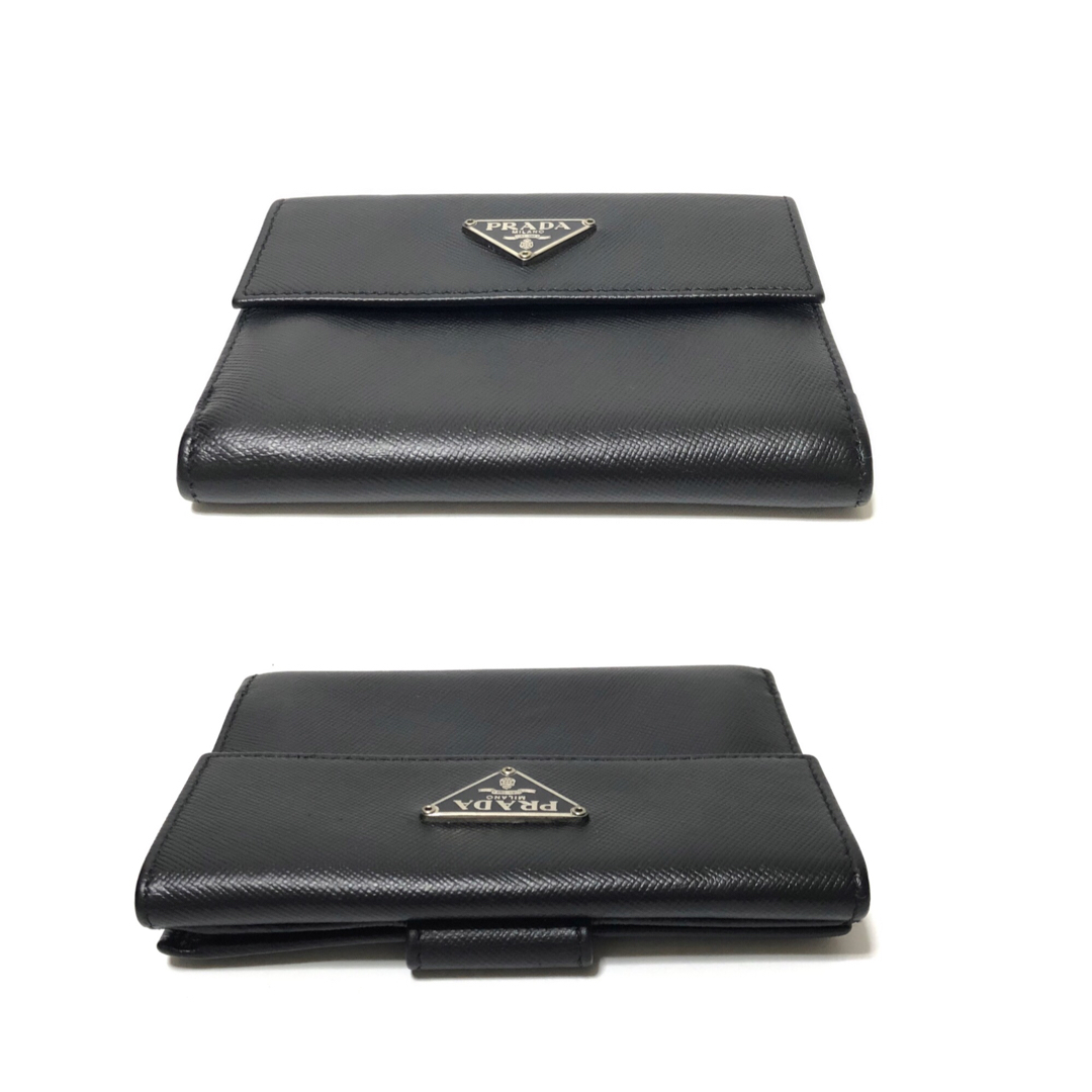 美品】PRADA プラダ サフィアーノ 二つ折り財布 ブラック 美品】PRADA プラダ サフィアーノ 二つ折り財布 ブラック