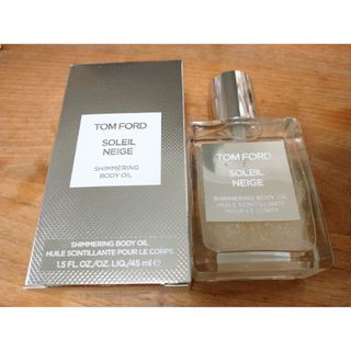 トムフォードビューティ(TOM FORD BEAUTY)のトムフォード  ソレイユネージュシマリングボディオイル　45ml(ボディオイル)