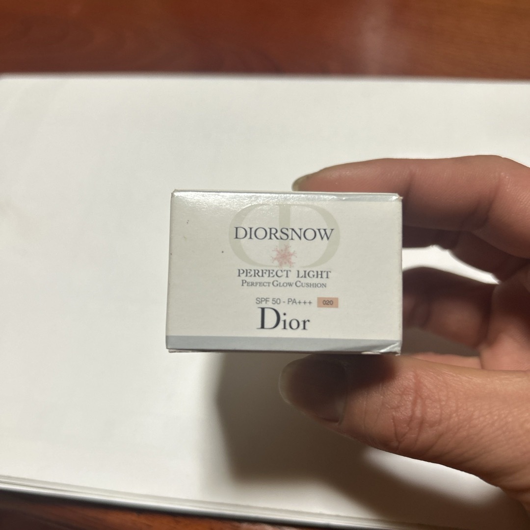 Dior(ディオール)のDIOR クッションファンデ　試供品 コスメ/美容のベースメイク/化粧品(ファンデーション)の商品写真