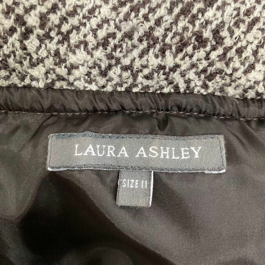 LAURA ASHLEY(ローラアシュレイ)のローラアシュレイ　ツイードダッフルダウンジャケット　コート 11サイズ レディースのジャケット/アウター(ダウンジャケット)の商品写真