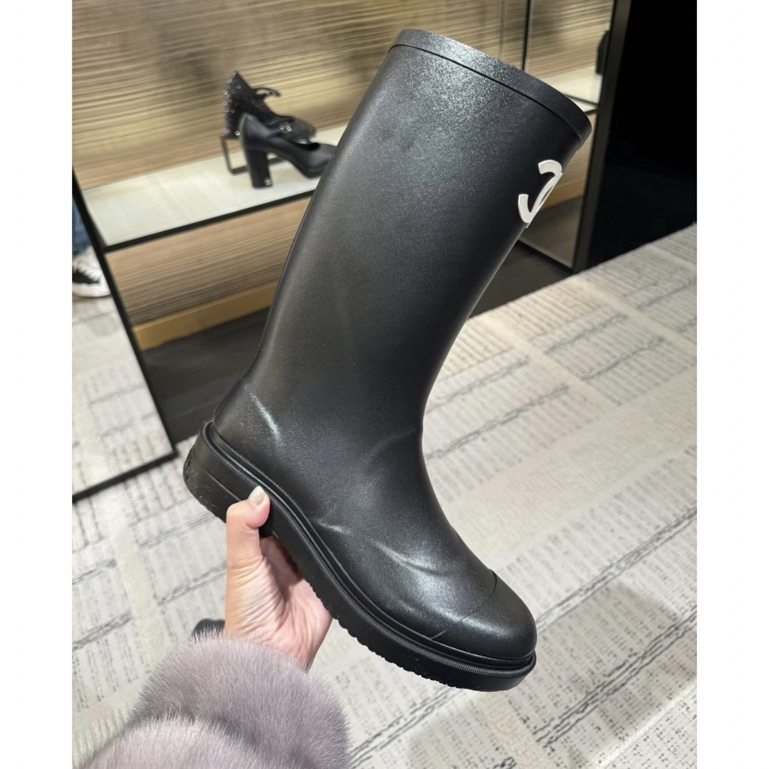 CHANEL - 普段使いできてお洒落⭐︎CHANEL レインブーツ 36 CHANEL - 普段使いできてお洒落⭐︎CHANEL レインブーツ 36