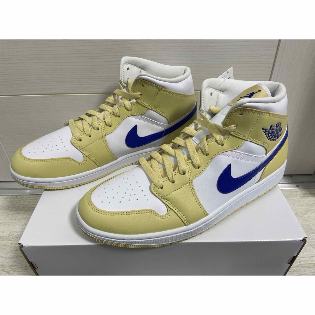 Jordan Brand（NIKE）(ジョーダン)の⭐️新品⭐️NIKE AIR JORDAN 1 MID エア ジョーダン 1 メンズの靴/シューズ(スニーカー)の商品写真