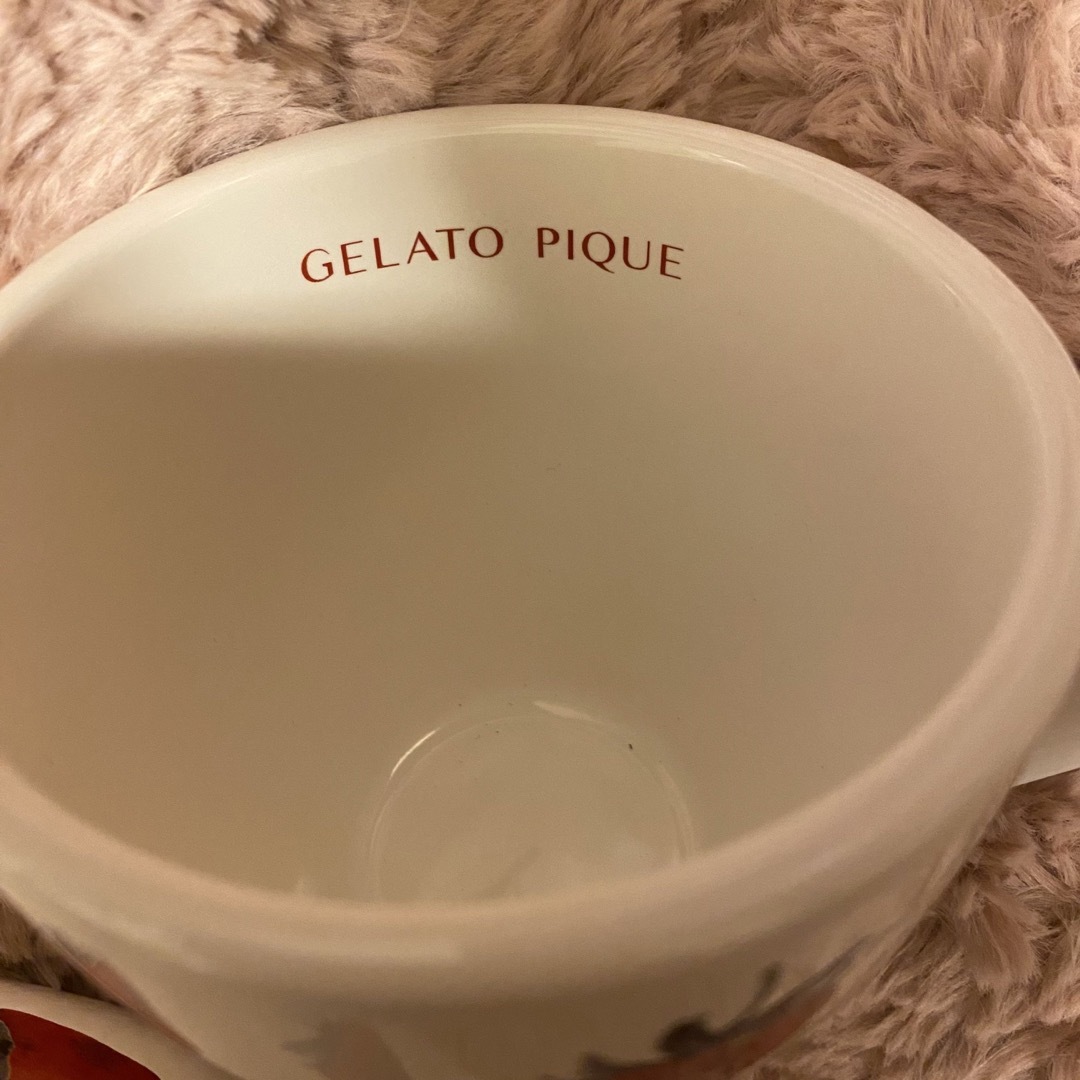 gelato pique(ジェラートピケ)のgelato piqueいちご柄マグカップ 2脚セット ジェラートピケジェラピケ インテリア/住まい/日用品のキッチン/食器(グラス/カップ)の商品写真