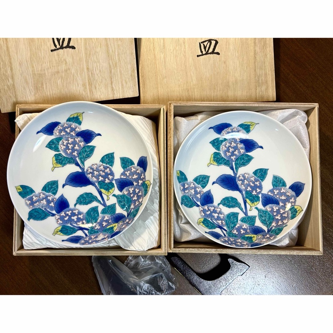 色絵紫陽花図皿　複刻　飾り皿　鍋島山水　1枚 エンタメ/ホビーの美術品/アンティーク(陶芸)の商品写真