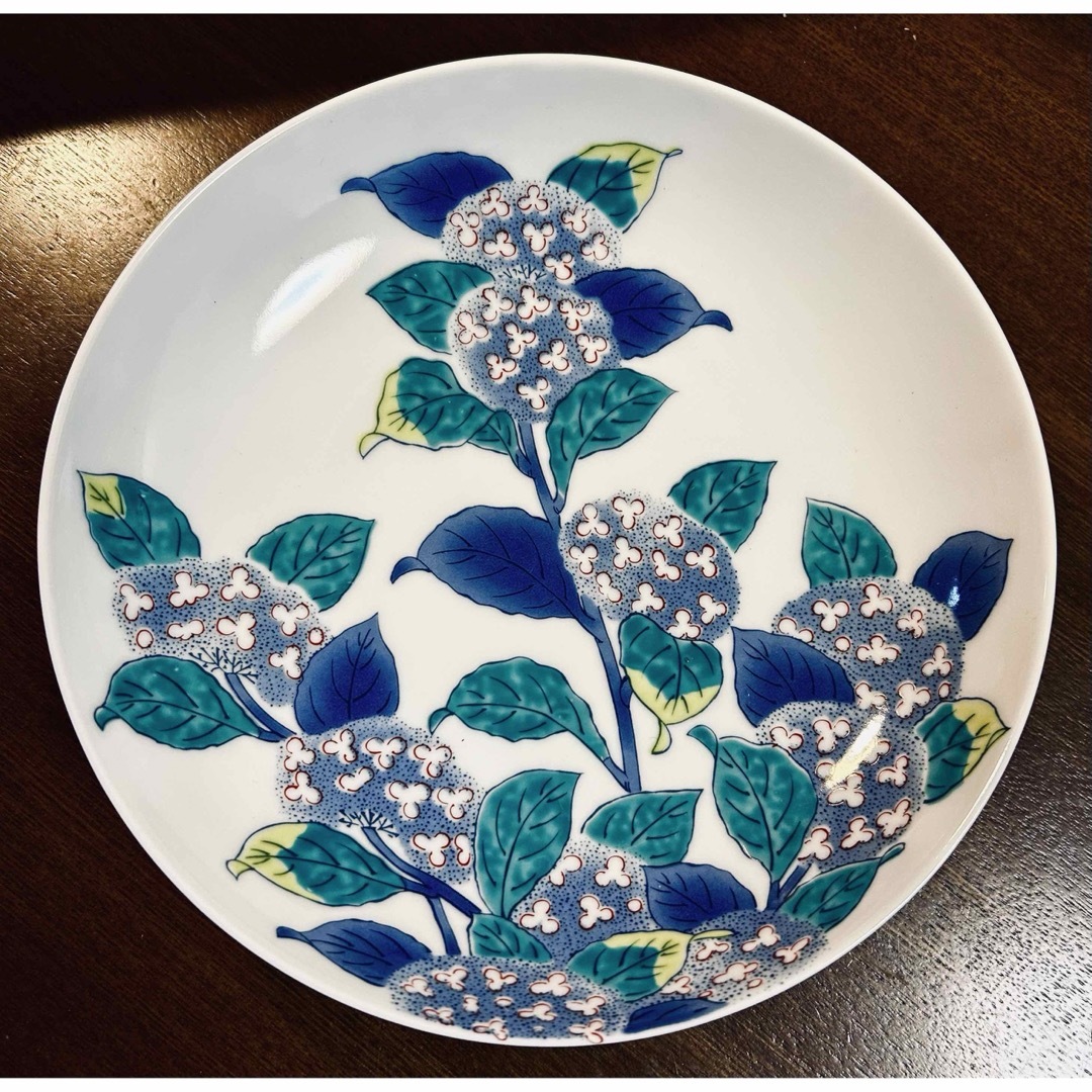 色絵紫陽花図皿　複刻　飾り皿　鍋島山水　1枚 エンタメ/ホビーの美術品/アンティーク(陶芸)の商品写真