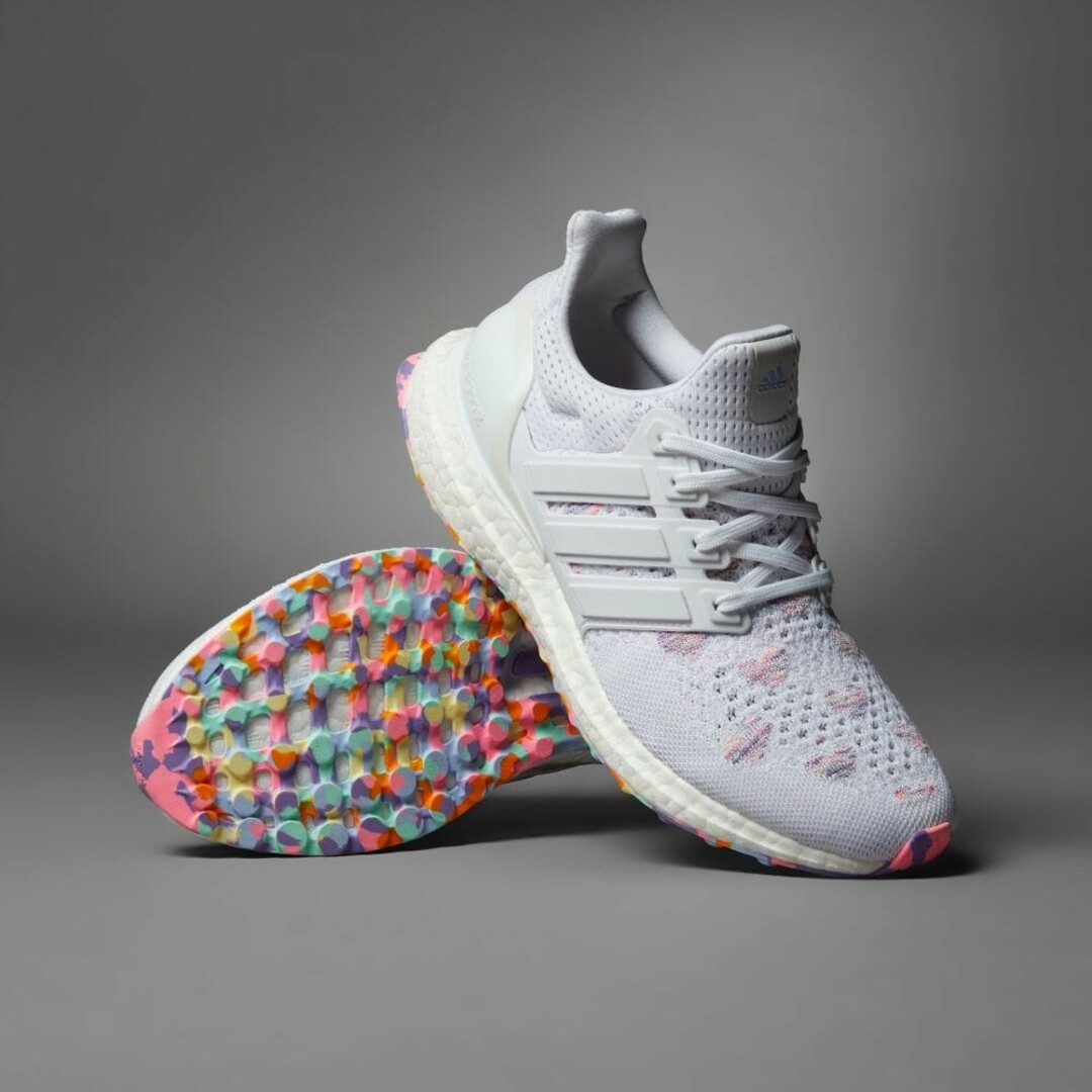 adidas(アディダス)のAdidas限定 ULTRABOOST 1.0VALENTINEウルトラブースト レディースの靴/シューズ(スニーカー)の商品写真