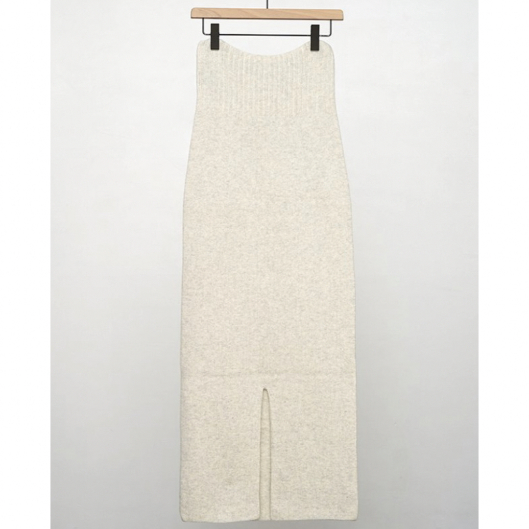 PHEENY(フィーニー)のPHEENY / フィーニーWholegarment skirt OATMEAL レディースのスカート(ロングスカート)の商品写真