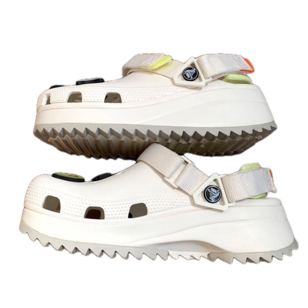 crocs(クロックス)のクロックス　コンフォート　アイコニック　レディース　厚底　サンダル　m5w7 レディースの靴/シューズ(サンダル)の商品写真