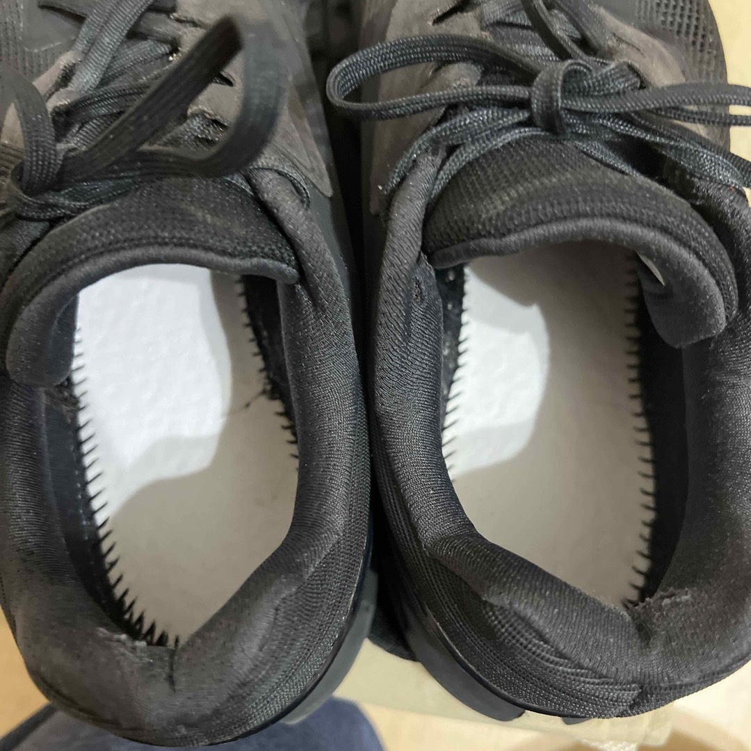 On(オン)のon cloudstratus ブラック　サイズ42  26.5cm メンズの靴/シューズ(スニーカー)の商品写真