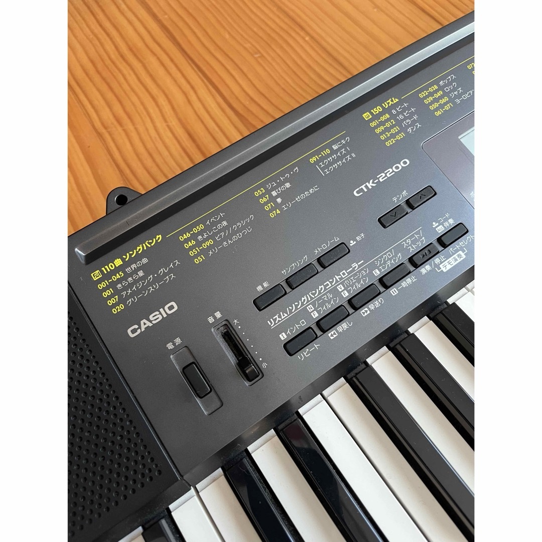 CASIO(カシオ)のカシオ　キーボード　CTK-2200【値下げしました】 楽器の鍵盤楽器(キーボード/シンセサイザー)の商品写真