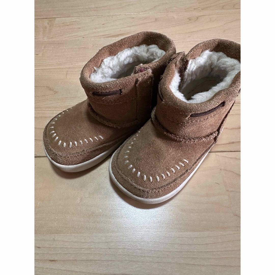 UGG(アグ)の【値下げ】UGG ムートンブーツ 12.5cm キッズ/ベビー/マタニティのベビー靴/シューズ(~14cm)(ブーツ)の商品写真