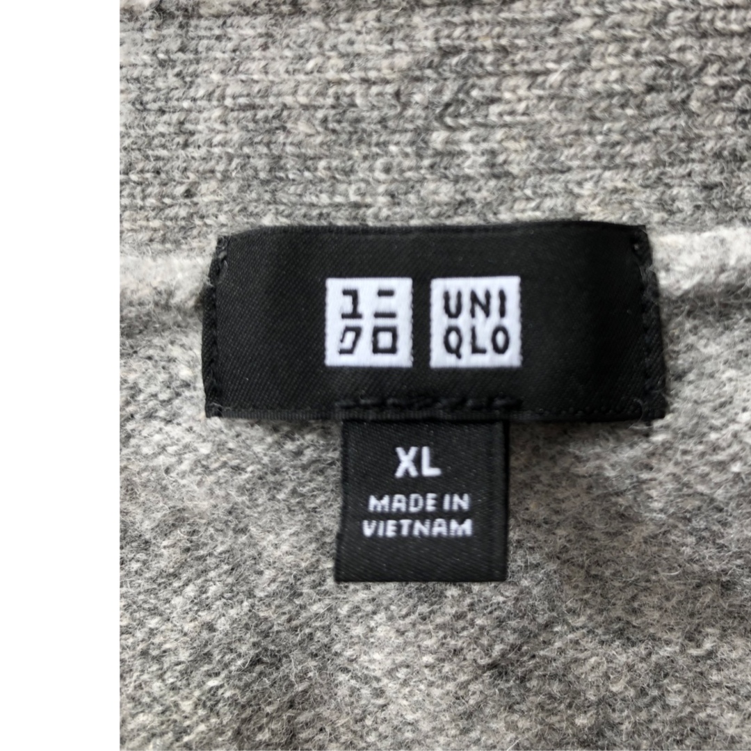 UNIQLO(ユニクロ)のプレミアムラムVネックカーディガン（長袖）　ユニクロ　ＸＬ　グレー メンズのトップス(カーディガン)の商品写真