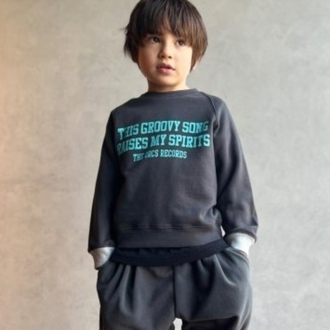 Groovy Colors(グルービーカラーズ)の971. Groovy Colors スウェット 130 キッズ/ベビー/マタニティのキッズ服男の子用(90cm~)(Tシャツ/カットソー)の商品写真