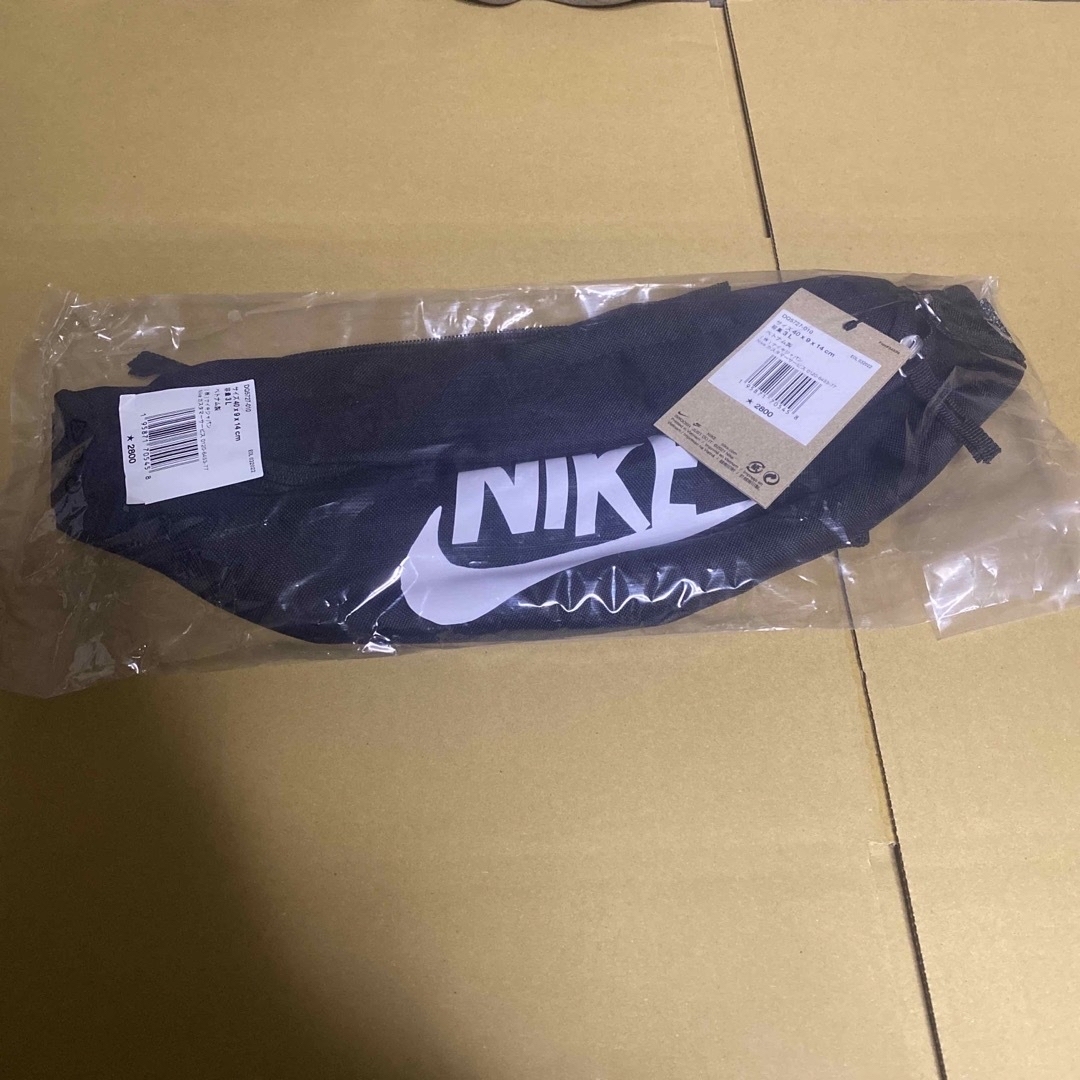 NIKE(ナイキ)のナイキ ヘリテージ ファニー パック (3L) NIKE DQ5727 メンズのバッグ(ウエストポーチ)の商品写真