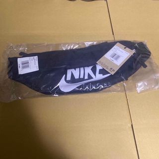 ナイキ(NIKE)のナイキ ヘリテージ ファニー パック (3L) NIKE DQ5727(ウエストポーチ)