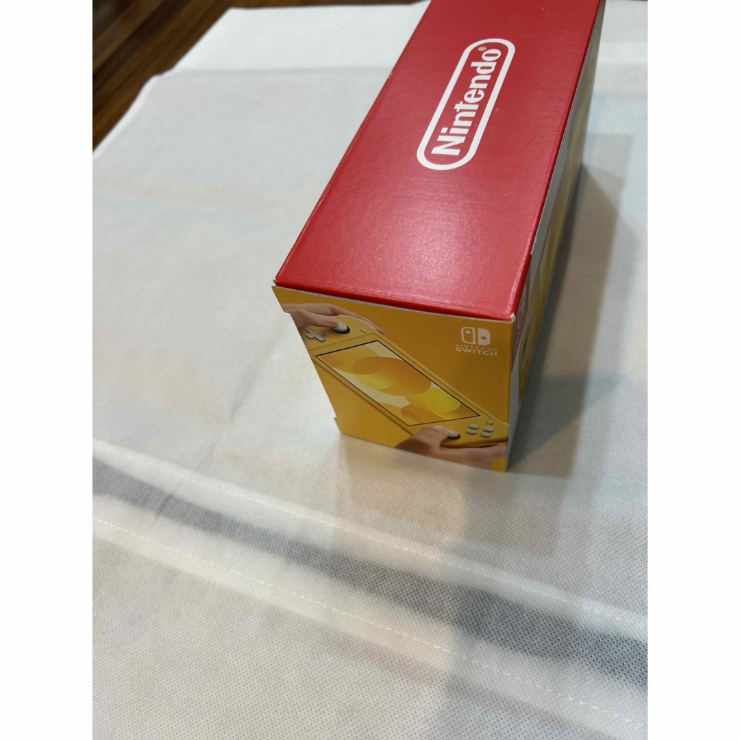 Nintendo Switch(ニンテンドースイッチ)の専用ページSwitch NINTENDO SWITCH LITE  エンタメ/ホビーのゲームソフト/ゲーム機本体(携帯用ゲーム機本体)の商品写真