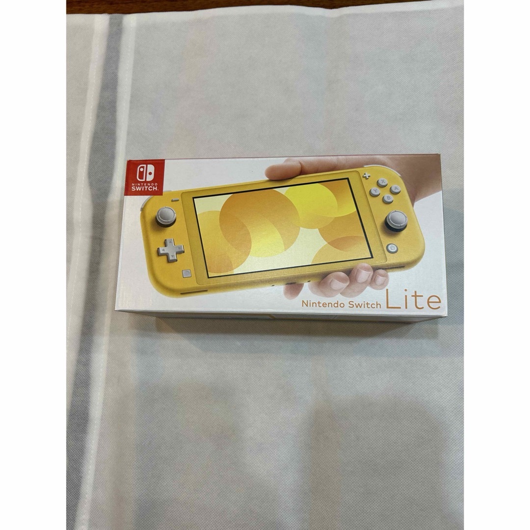 Nintendo Switch(ニンテンドースイッチ)の専用ページSwitch NINTENDO SWITCH LITE  エンタメ/ホビーのゲームソフト/ゲーム機本体(携帯用ゲーム機本体)の商品写真