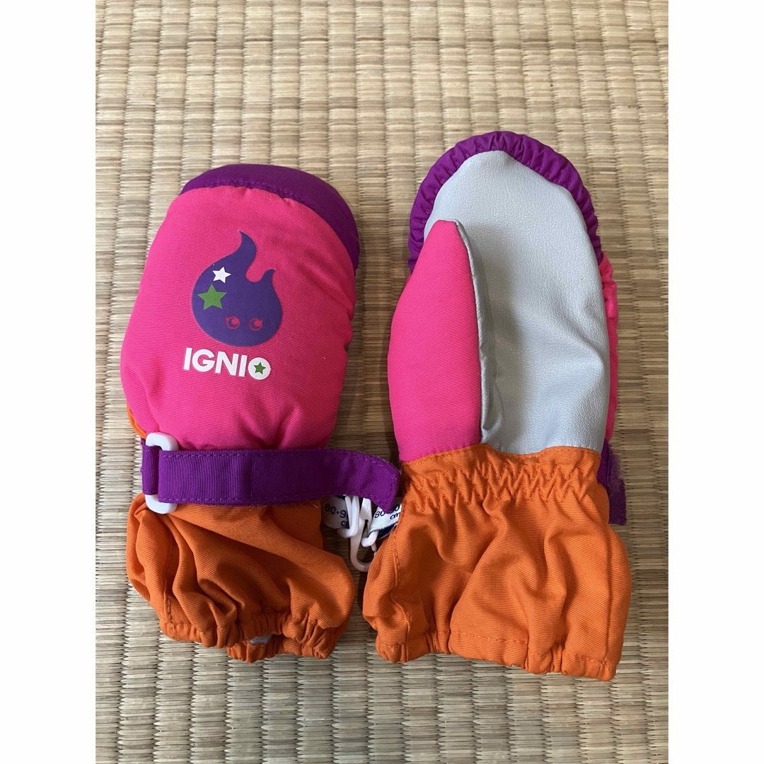 Ignio(イグニオ)の雪用手袋　スキーグローブ　キッズ キッズ/ベビー/マタニティのこども用ファッション小物(手袋)の商品写真