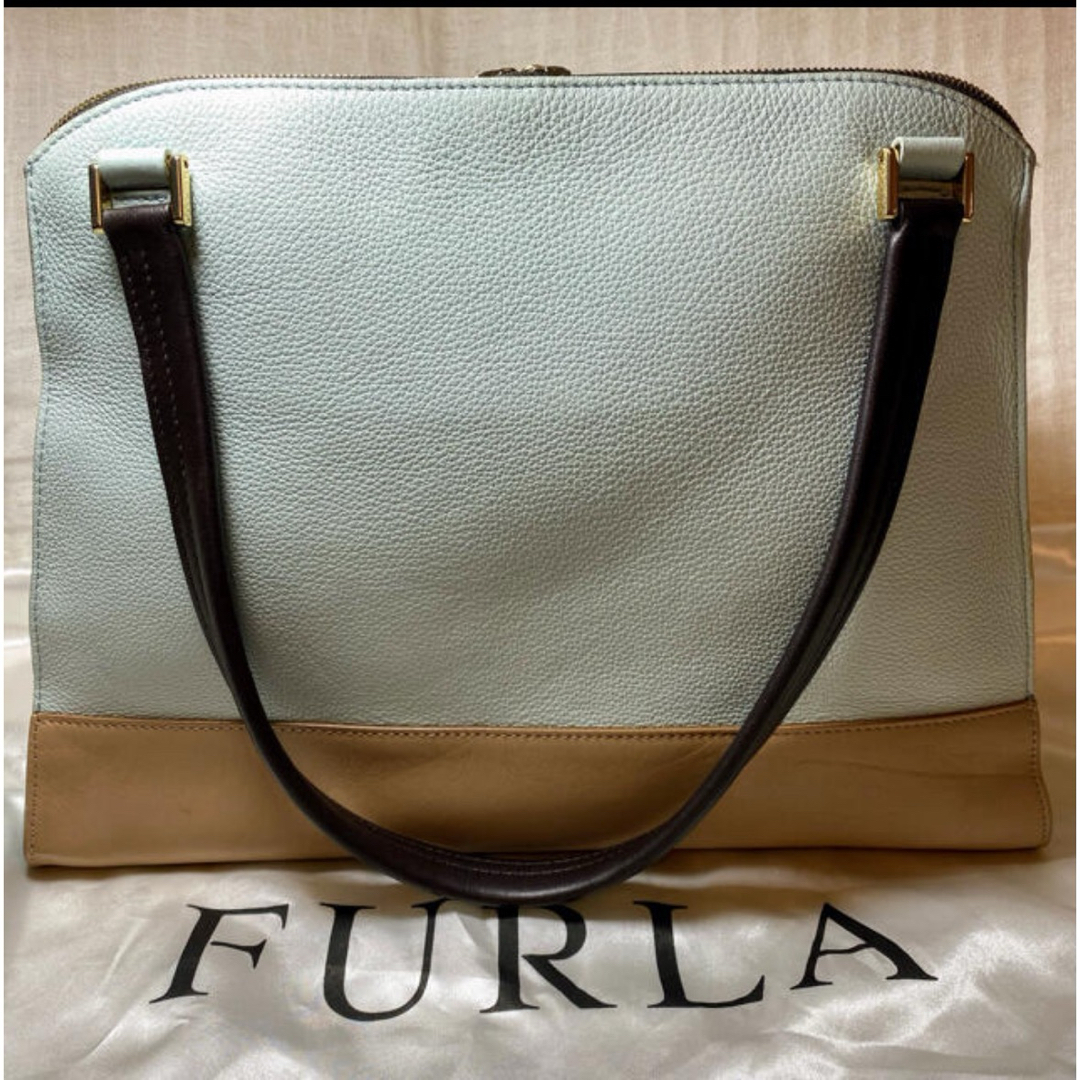 ショッピング買付 ★FURLA★ 爽やかな水色エレガントなバッグ❣️美品❣️