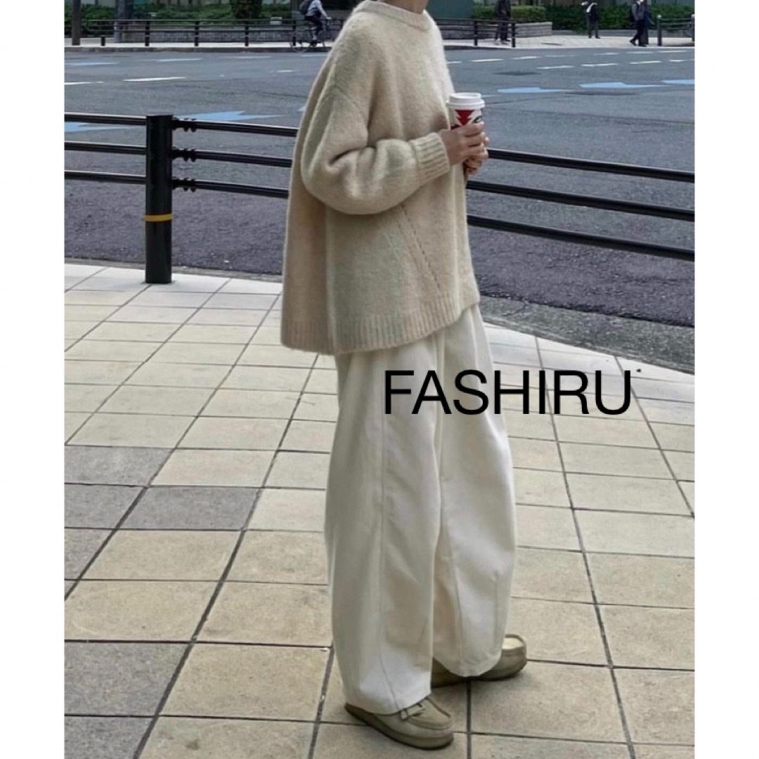 新品⭐︎FASHIRU コーデュロイワイドパンツ レディースのパンツ(カジュアルパンツ)の商品写真