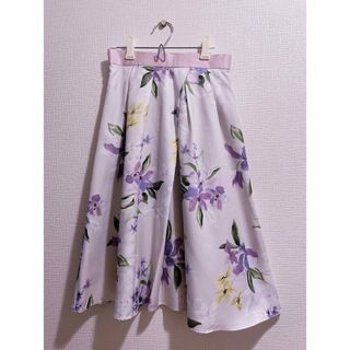 アプワイザーリッシェ(Apuweiser-riche)のeri様専用♡出品1/20まで*花柄スカート ♡ Apuweiser-Riche(ひざ丈スカート)