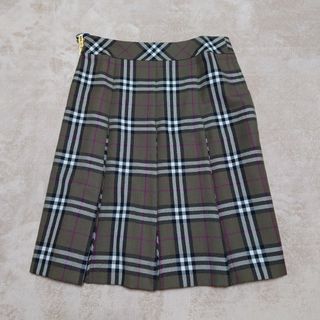 バーバリー(BURBERRY)のBURBERRY カーキスカート(ひざ丈スカート)