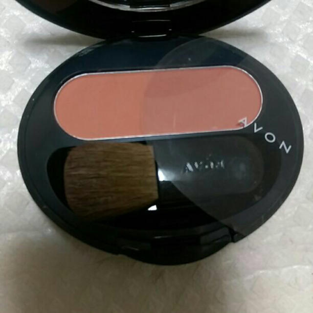 AVON(エイボン)のエイボン チーク コスメ/美容のベースメイク/化粧品(チーク)の商品写真